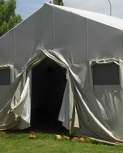 Изготавливаем солдатские палатки в Новочеркасске вместимостью <strong>до 70 человек</strong>